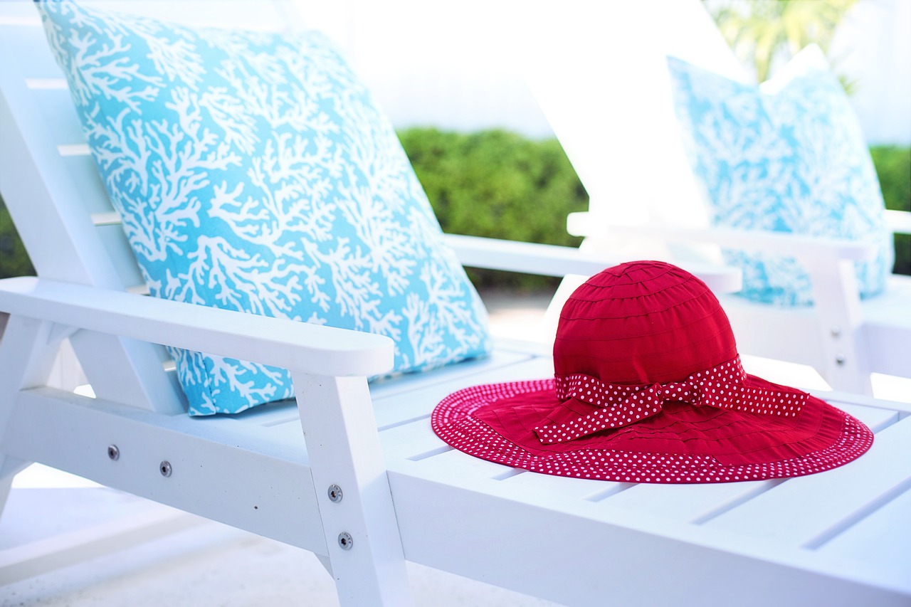 DIY Hanging Macrame Chair for Cozy Decor